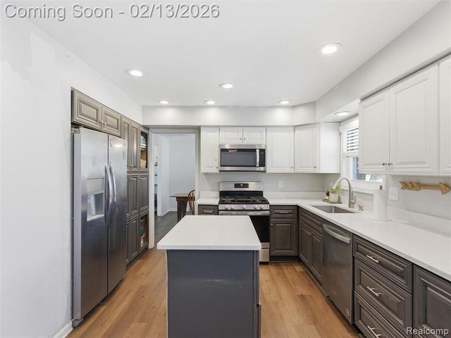 4212 Halkirk Drive, Waterford, MI 48329