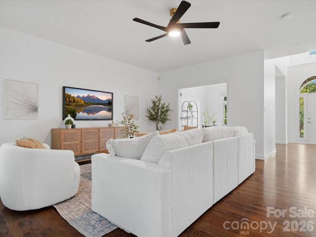 123 Topsail Place, Mooresville, NC 28117