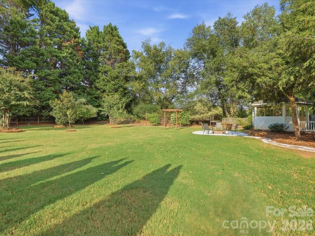 123 Topsail Place, Mooresville, NC 28117