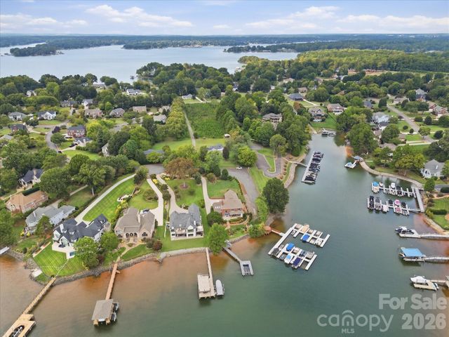 123 Topsail Place, Mooresville, NC 28117