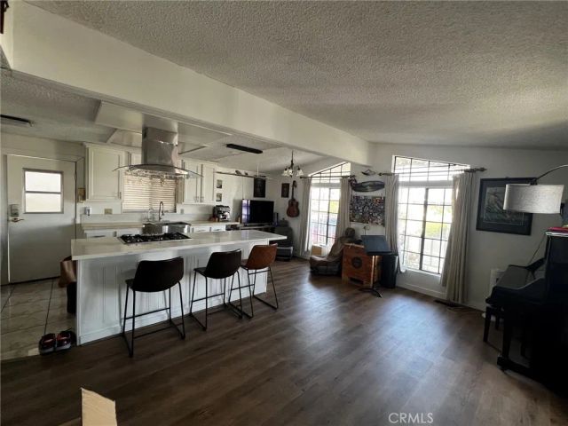 4117 W Mcfadden 302, Santa Ana, CA 92704