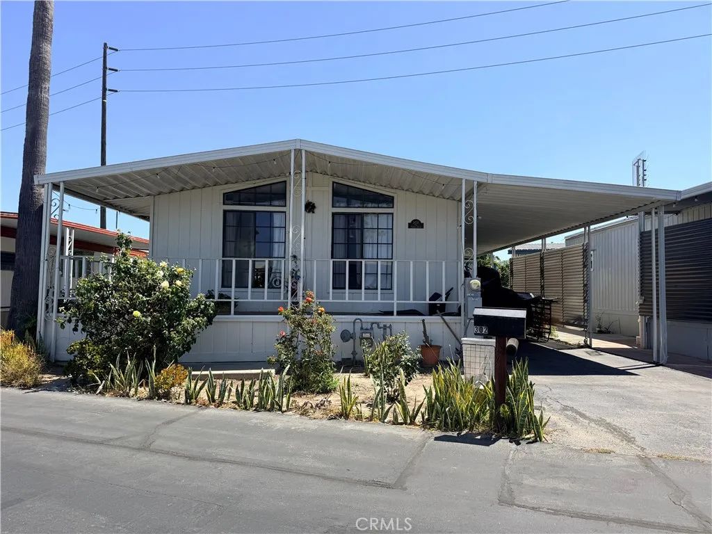 4117 W Mcfadden 302, Santa Ana, CA 92704