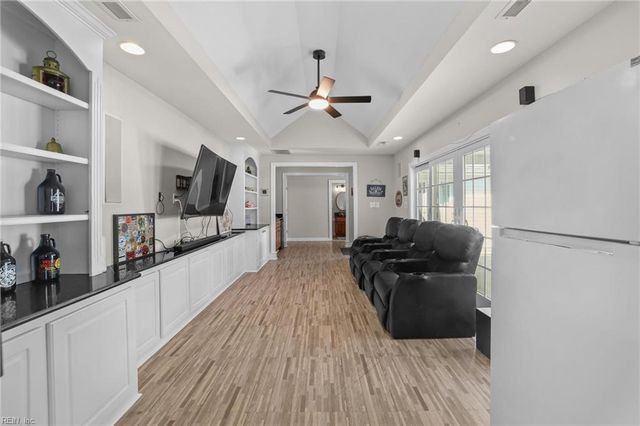 500 Fall Ridge CT, Chesapeake, VA 23322