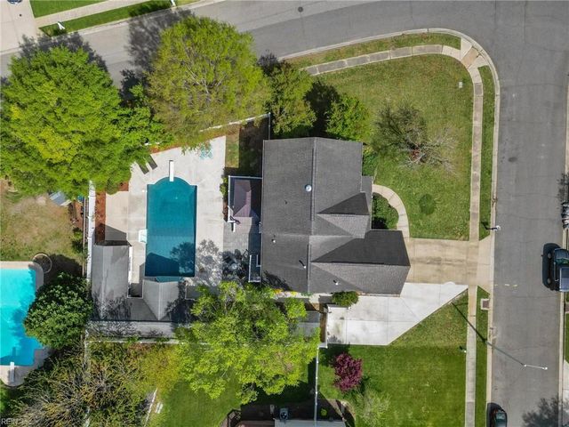 500 Fall Ridge CT, Chesapeake, VA 23322