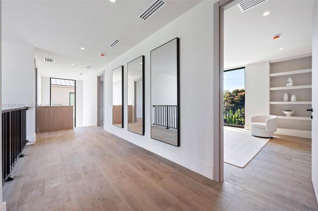 5854 SW 30th St, Miami, FL 33155