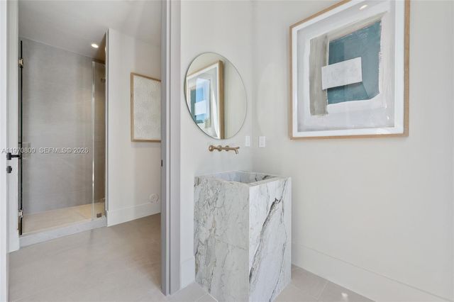 5854 SW 30th St, Miami, FL 33155