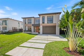 5854 SW 30th St, Miami, FL 33155