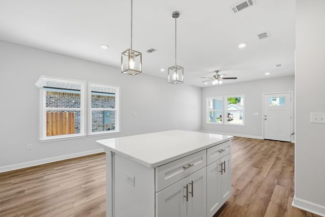51 Sandhill Court, Freeport, FL 32439