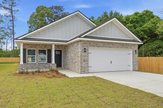 51 Sandhill Court, Freeport, FL 32439