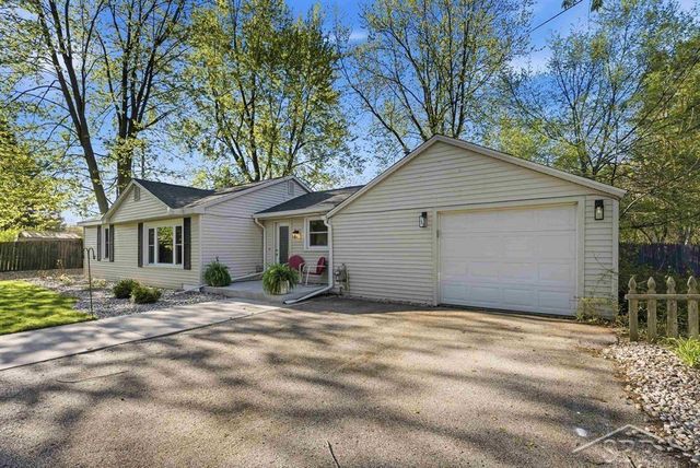 3204 Grant Lane, Midland, MI 48642