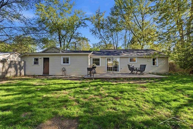 3204 Grant Lane, Midland, MI 48642