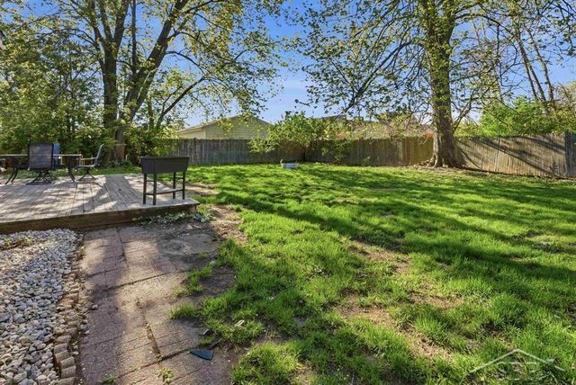 3204 Grant Lane, Midland, MI 48642