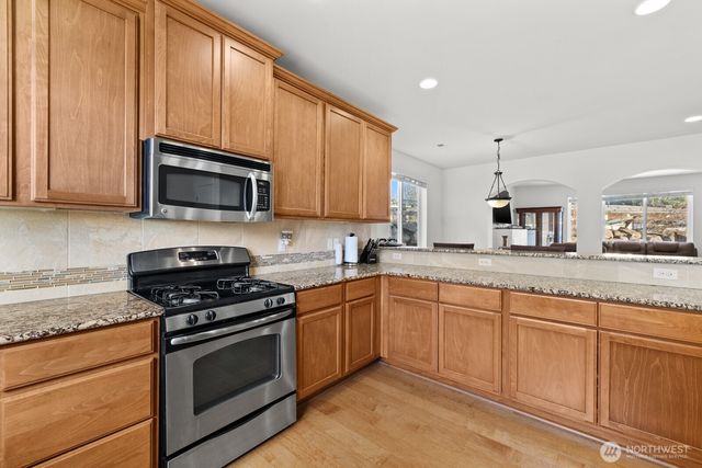 25836 168th Place SE, Covington, WA 98042