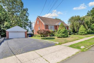 547 Anton Street, Bridgeport, CT 06606
