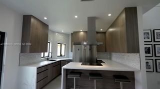 7963 NW 195th Ter, Hialeah, FL 33015