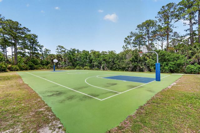 674 NE Turtleback Trail, Port St. Lucie, FL 34983
