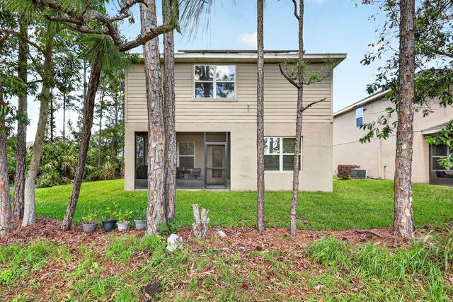 674 NE Turtleback Trail, Port St. Lucie, FL 34983