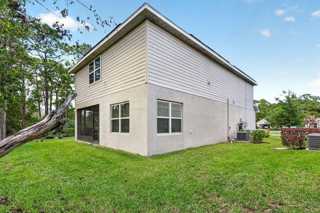 674 NE Turtleback Trail, Port St. Lucie, FL 34983