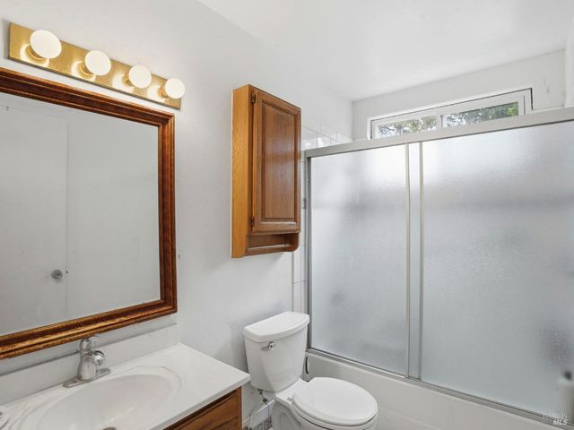 1539 Wellesley Ct, Santa Rosa, CA 95401