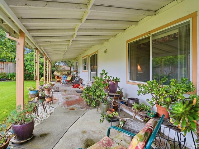 1539 Wellesley Ct, Santa Rosa, CA 95401