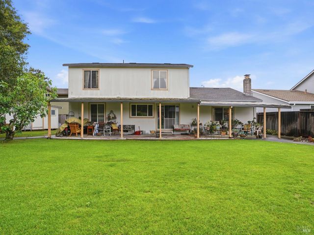1539 Wellesley Ct, Santa Rosa, CA 95401