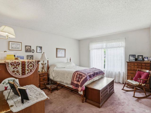 1539 Wellesley Ct, Santa Rosa, CA 95401