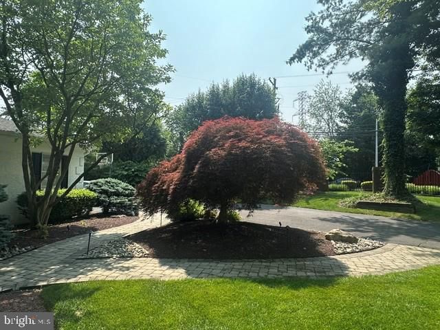 302 MALLARD LN, Langhorne, PA 19047