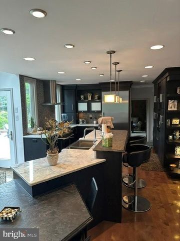 302 MALLARD LN, Langhorne, PA 19047