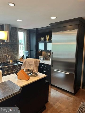 302 MALLARD LN, Langhorne, PA 19047