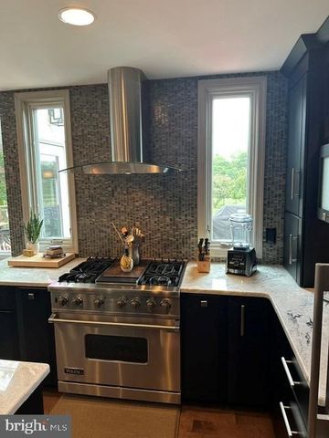 302 MALLARD LN, Langhorne, PA 19047