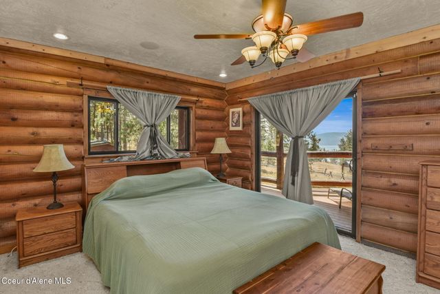 1979 E FALCON CREST RD, Harrison, ID 83833