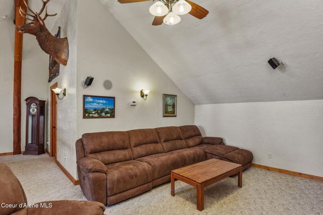 1979 E FALCON CREST RD, Harrison, ID 83833