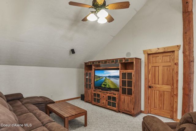 1979 E FALCON CREST RD, Harrison, ID 83833