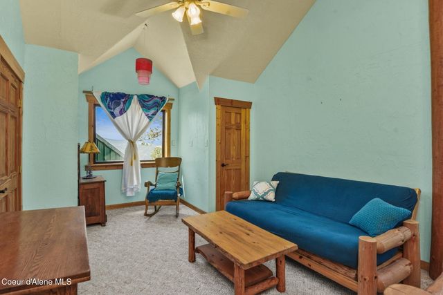 1979 E FALCON CREST RD, Harrison, ID 83833