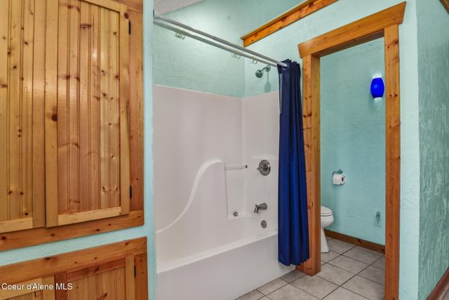 1979 E FALCON CREST RD, Harrison, ID 83833