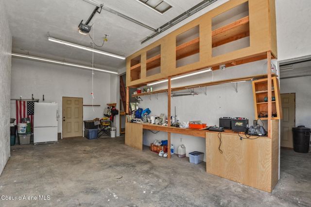 1979 E FALCON CREST RD, Harrison, ID 83833