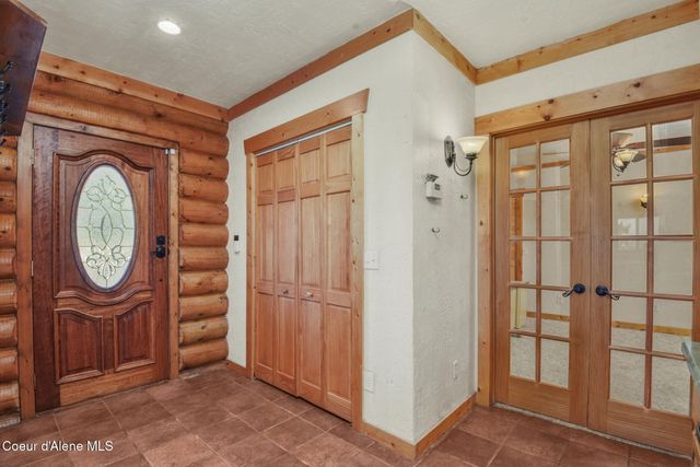 1979 E FALCON CREST RD, Harrison, ID 83833