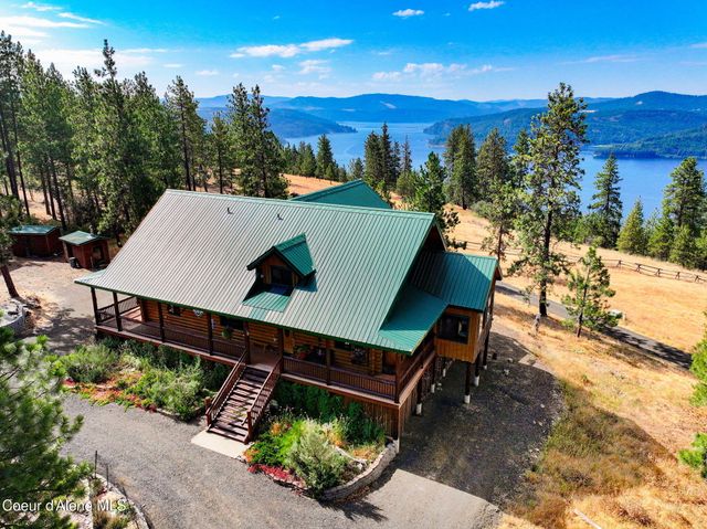 1979 E FALCON CREST RD, Harrison, ID 83833