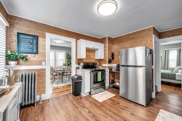1451 Bay St, Springfield, MA 01109