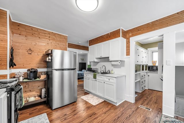 1451 Bay St, Springfield, MA 01109