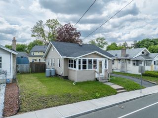 1451 Bay St, Springfield, MA 01109