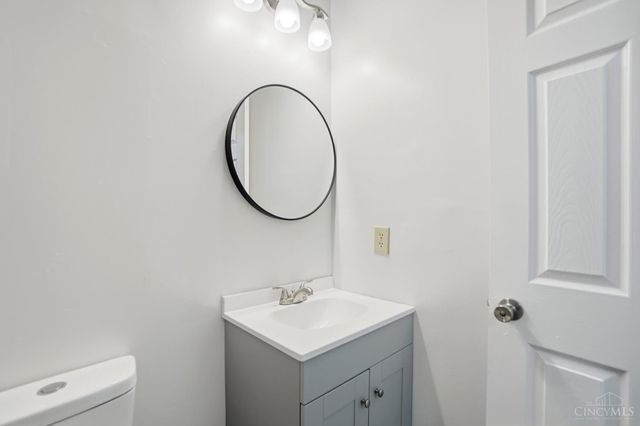 6 Fairborn Court, Hamilton, OH 45013