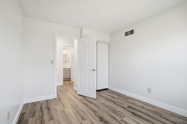 6 Fairborn Court, Hamilton, OH 45013