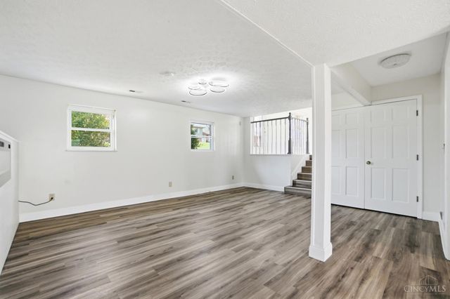6 Fairborn Court, Hamilton, OH 45013