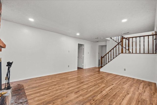 430 W Redway Lane W, Houston, TX 77598