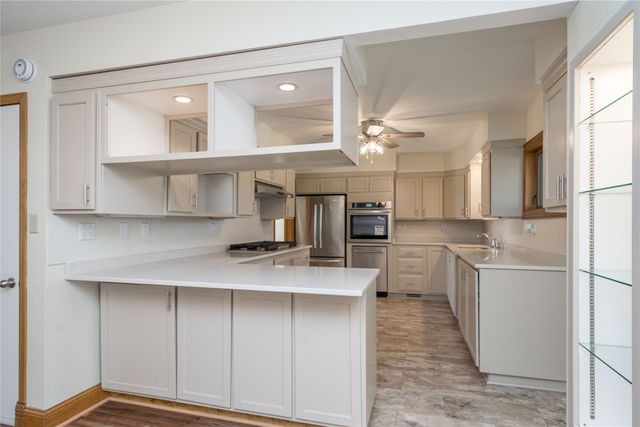 6391 Holcomb Avenue, Des Moines, IA 50322