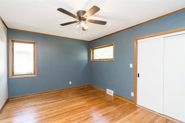 6391 Holcomb Avenue, Des Moines, IA 50322