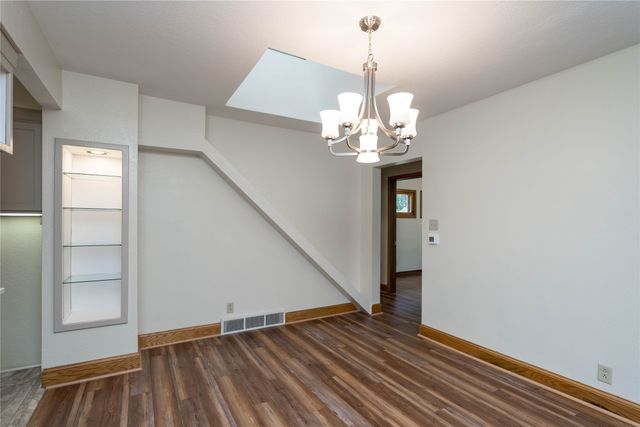 6391 Holcomb Avenue, Des Moines, IA 50322