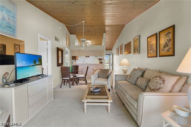 58 Manor TER 8-204, Marco Island, FL 34145