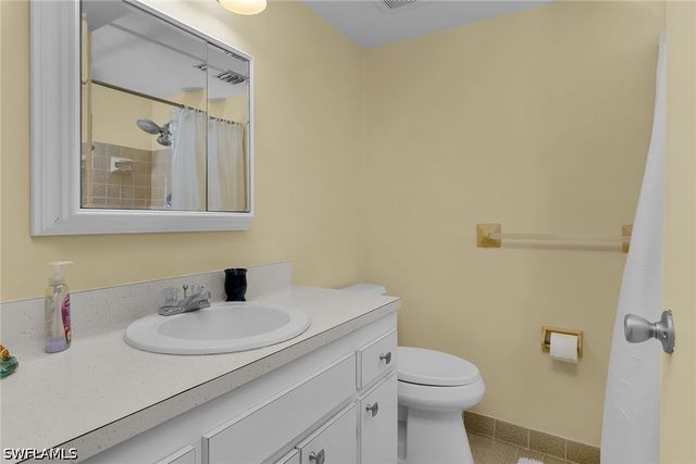 58 Manor TER 8-204, Marco Island, FL 34145